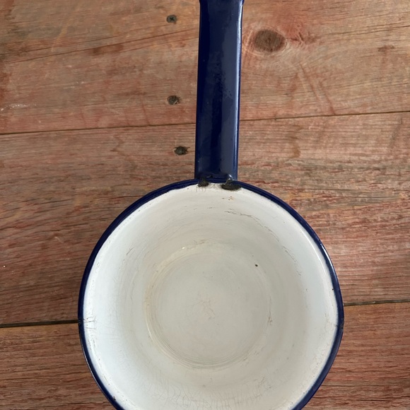 Vintage Antique enamelware sauce pan kitchenware cookware white black trim - Picture 3 of 4